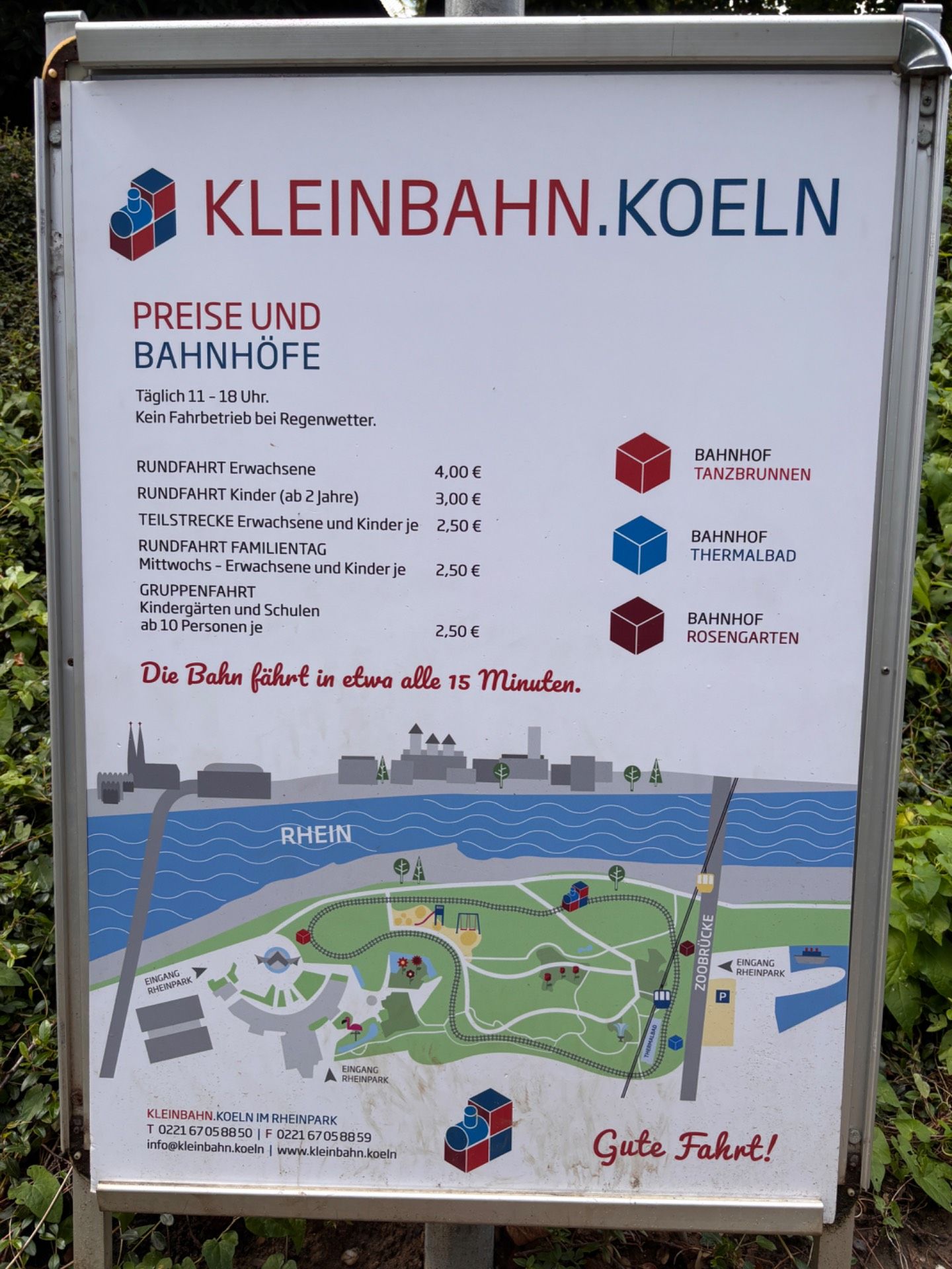 Kleinbahn im Rheinpark